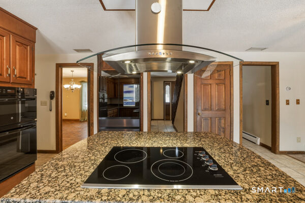 Property Photo:  438 Chimney Sweep Hill Road  CT 06033 