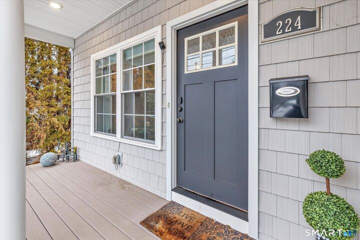 Property Photo:  224 Wakelee Avenue  CT 06614 