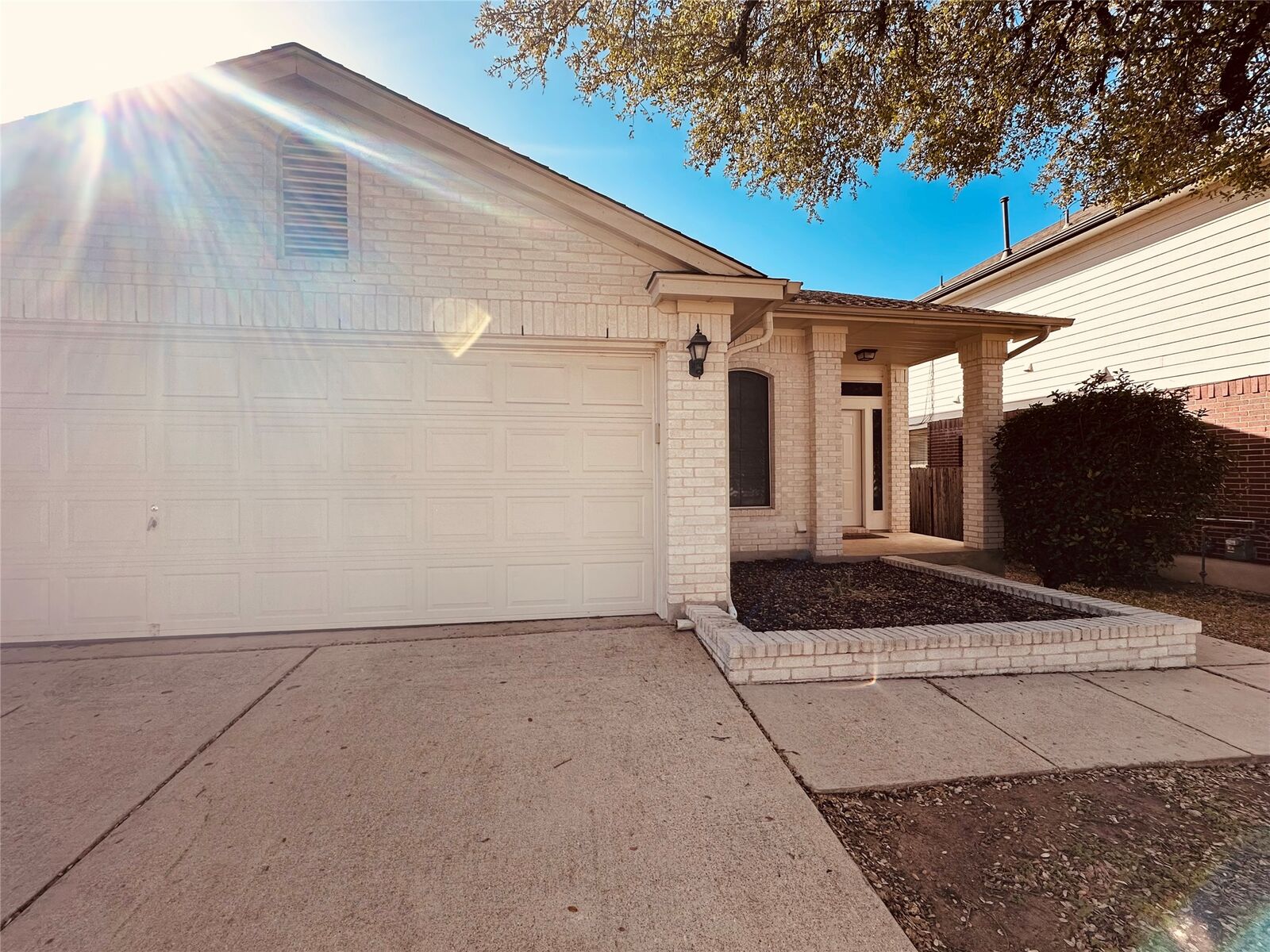 Property Photo: 10524 S Canoa Hills Trail TX 78717