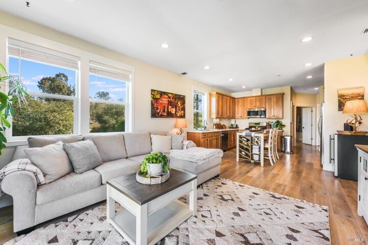 Property Photo:  2668 Franz Kafka Avenue  CA 95404 