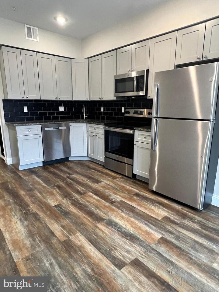 Property Photo: 1302 N 22nd Street 1 PA 19121