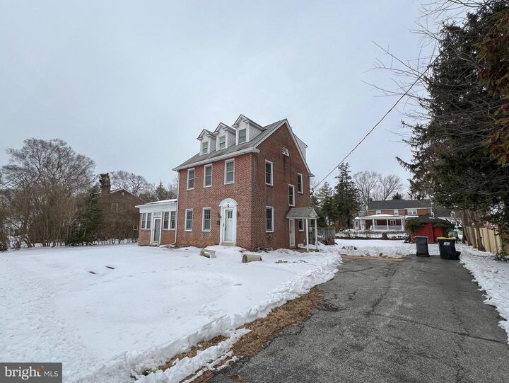 Property Photo: 109 Cleveland Avenue DE 19803