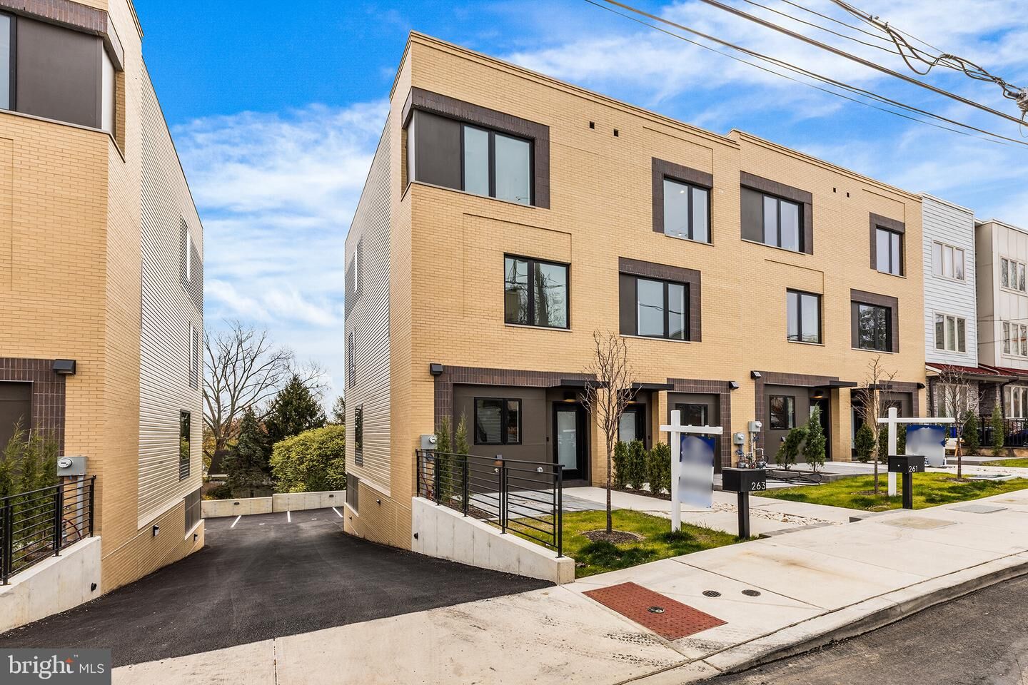 Property Photo:  265 Delmar Street B  PA 19128 