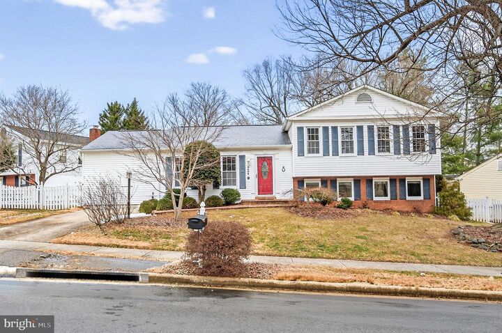 Property Photo: 9604 Glenarm Court VA 22015