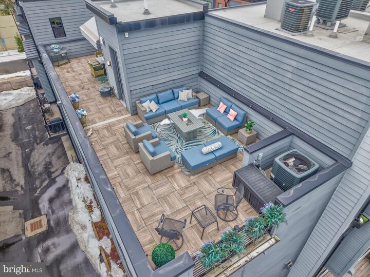 Property Photo:  11236 Faraday Park Drive  VA 20190 