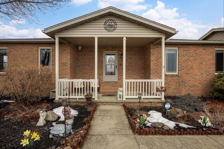 Property Photo: 6075 Township Road 107 OH 43338