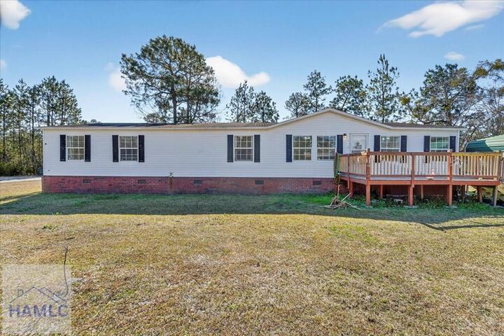Property Photo:  124 Willow Lane NE  GA 31316 