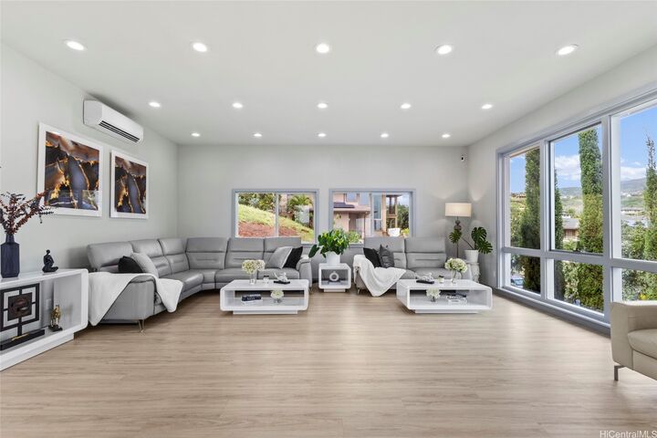 Property Photo: 92-1176 Pueonani Street HI 96707