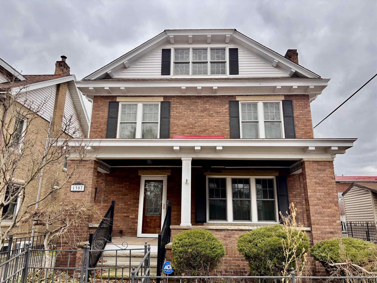 Property Photo:  1307 13th Street  WV 25701 