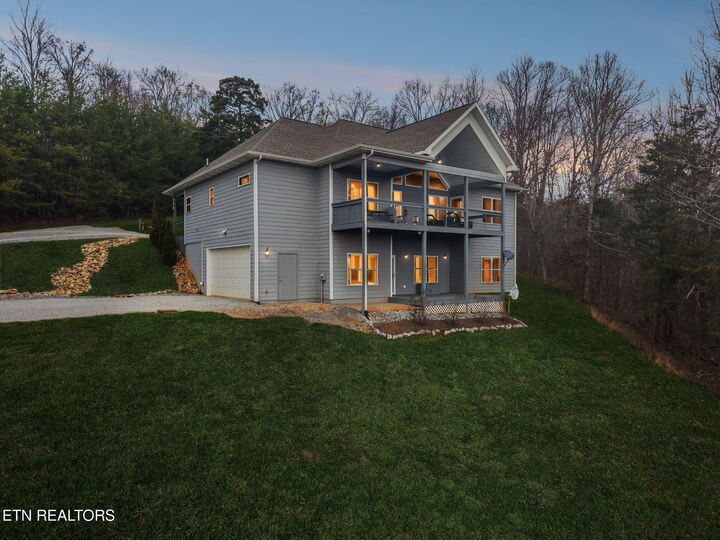 Property Photo: 416 County Road 754 TN 37370