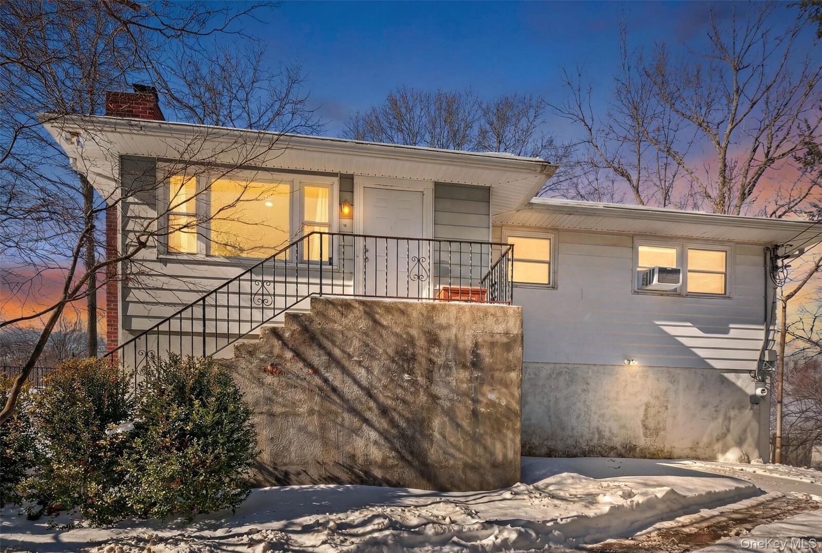 Property Photo:  10 Orient Place  NY 12563 