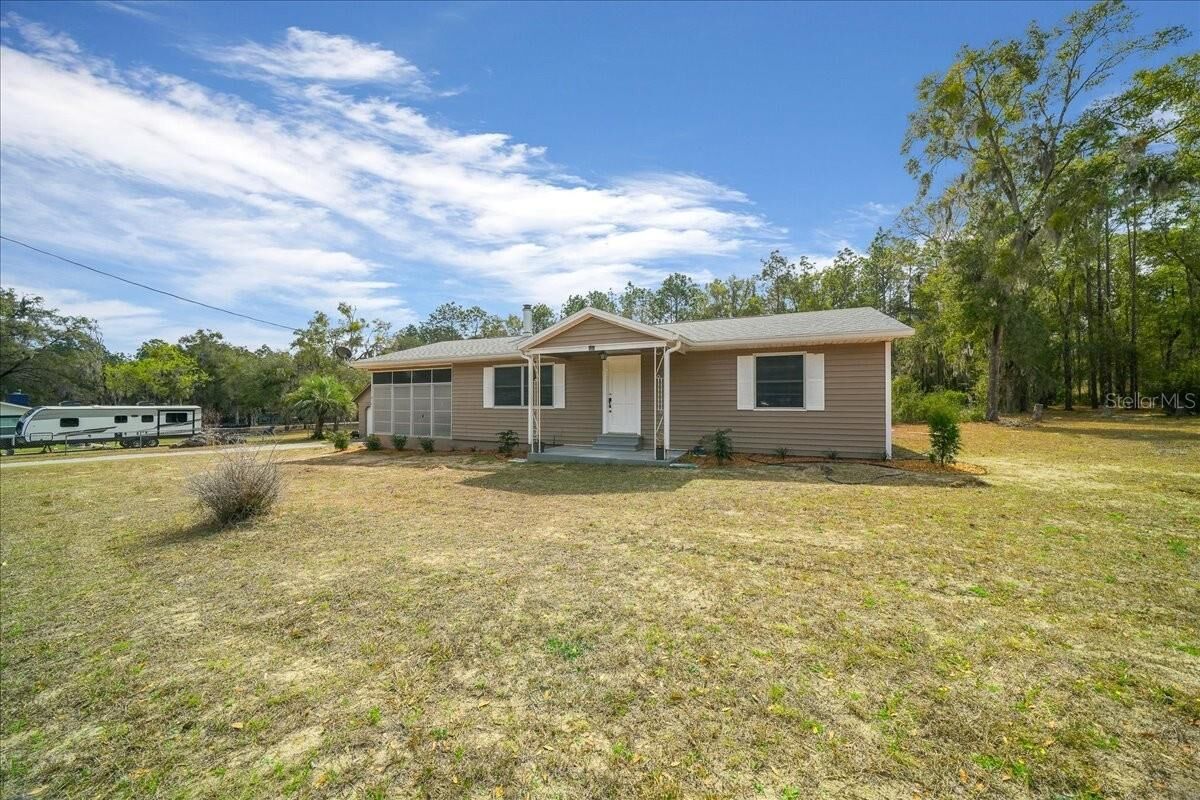 Property Photo:  12550 SW 43rd Street Road  FL 34481 