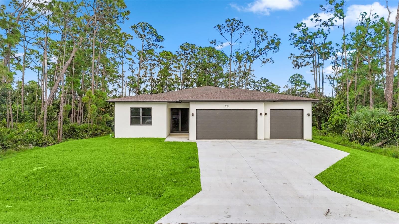 Property Photo:  2162 Aldworth Street  FL 33980 