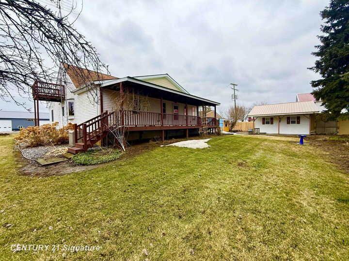 Property Photo:  3705 N Beyer Road  MI 48601 