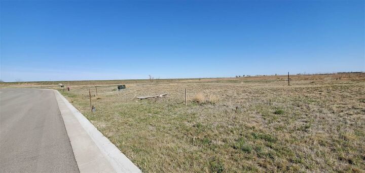 Property Photo: 375 14th St Block 35 Lot 6 ND 58852