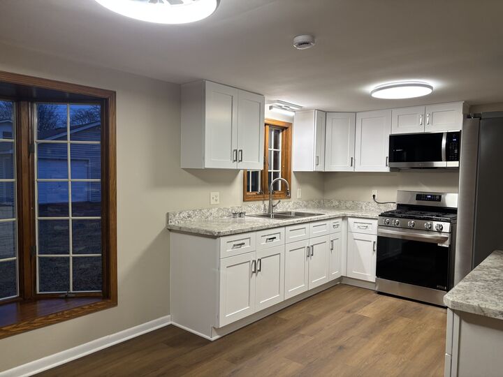 Property Photo:  2410 Nuclear Drive  IL 60431 