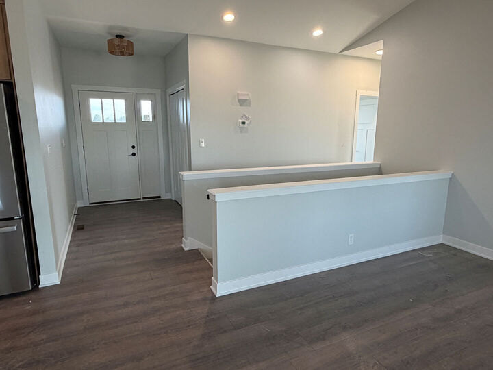 Property Photo: 718 W Driscoll Street IL 61068
