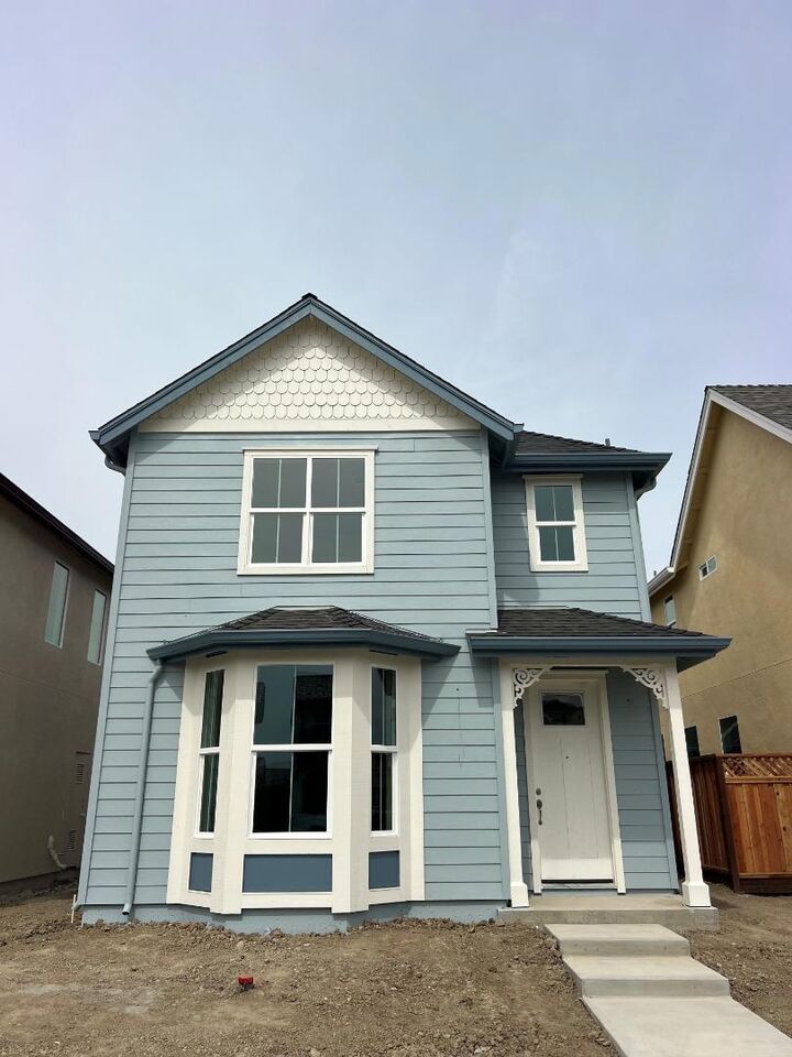 Property Photo:  142 Brunia Place  CA 93930 