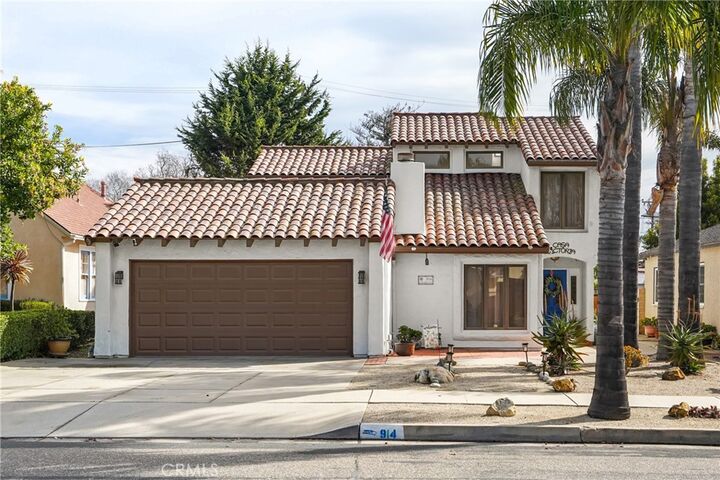 Property Photo: 914 S McClelland CA 93454