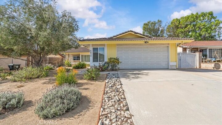 Property Photo:  6676 Coloma Way  CA 92509 