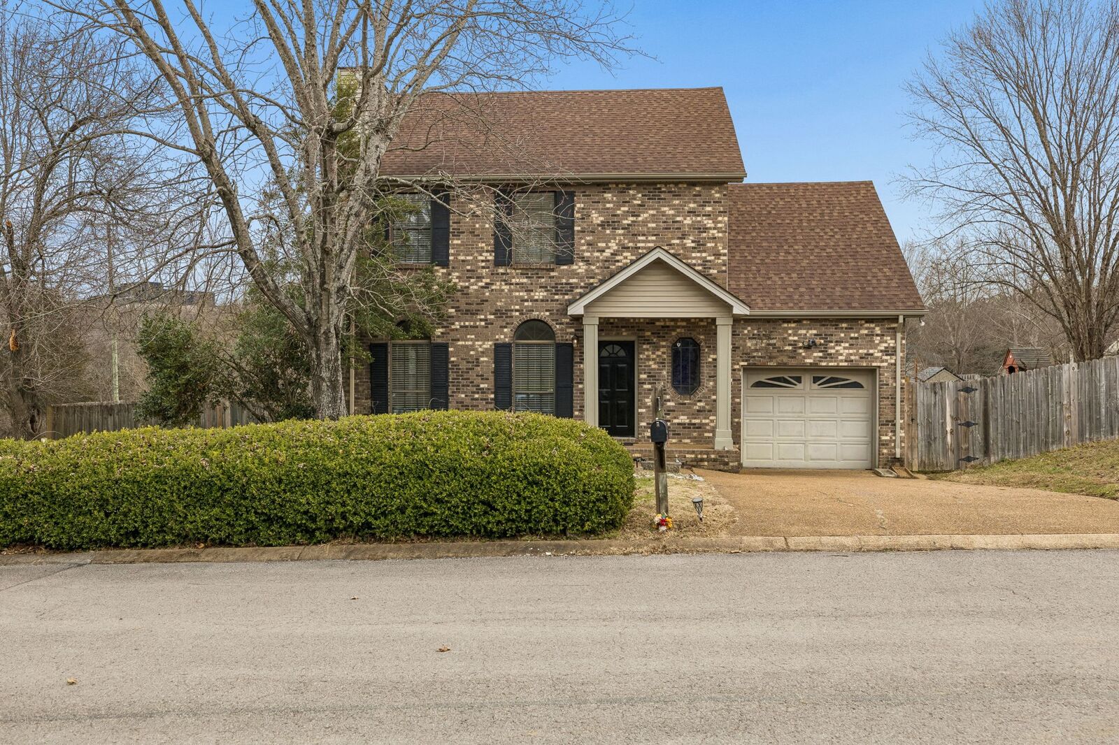 Property Photo:  7701 Poplar Ridge Dr  TN 37221 