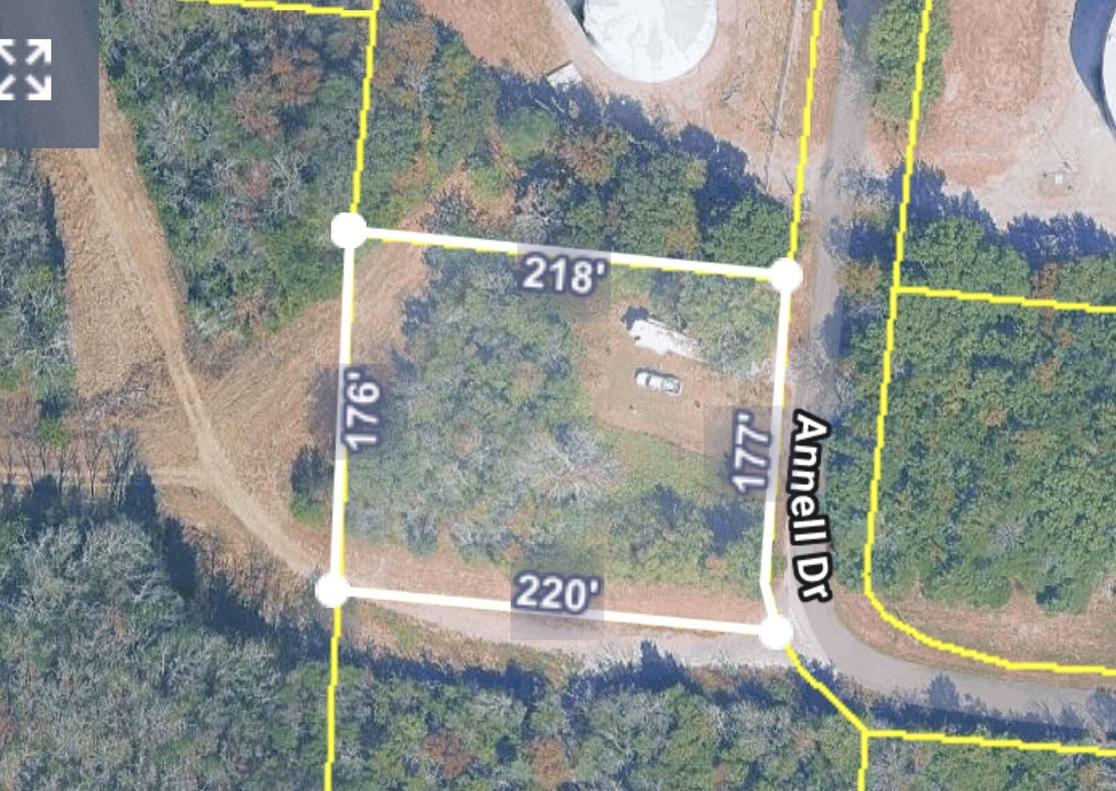 Property Photo: 3732 Annelle Rd TN 37127