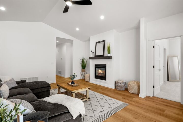 Property Photo:  2918 Adam Run Avenue  MT 59601 