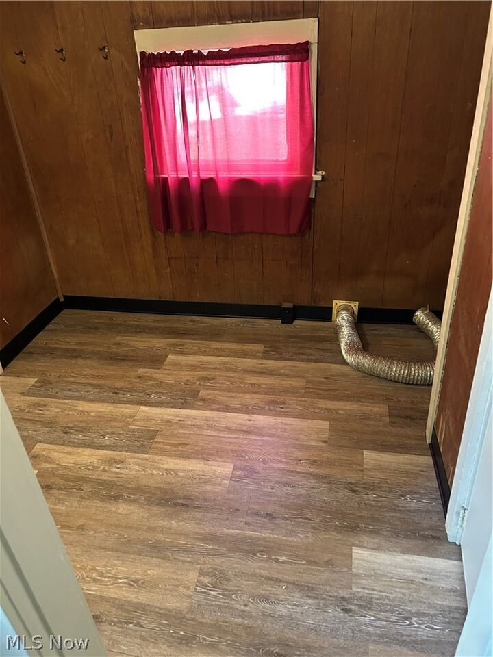 Property Photo: 212 Gale Street OH 44302