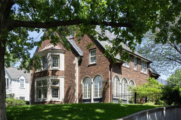 Property Photo:  2635 Newton Avenue S  MN 55405 