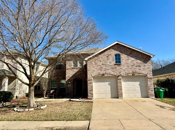 Property Photo: 224 Mulberry Drive TX 75087