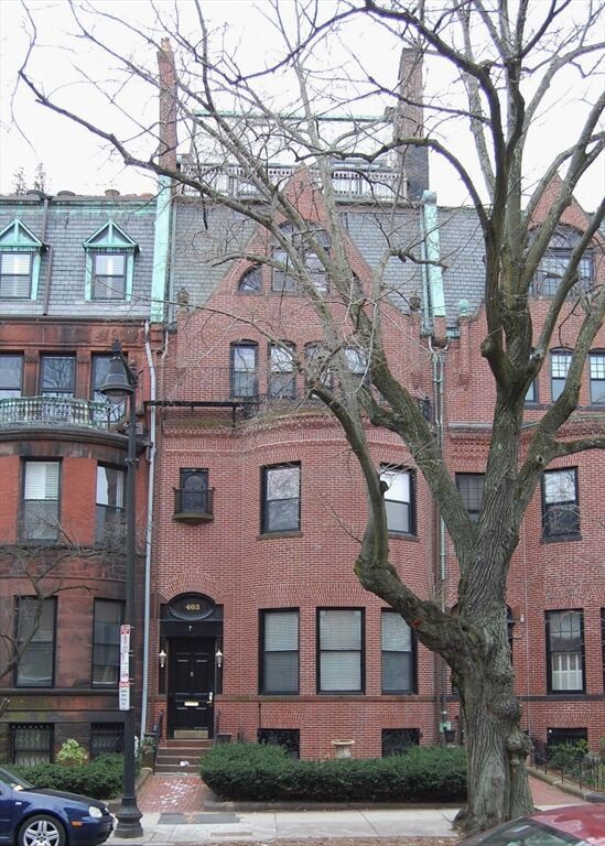 Property Photo:  463 Beacon  MA 02115 