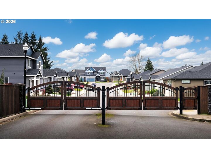 Property Photo:  10712 NW 14th Pl  WA 98685 