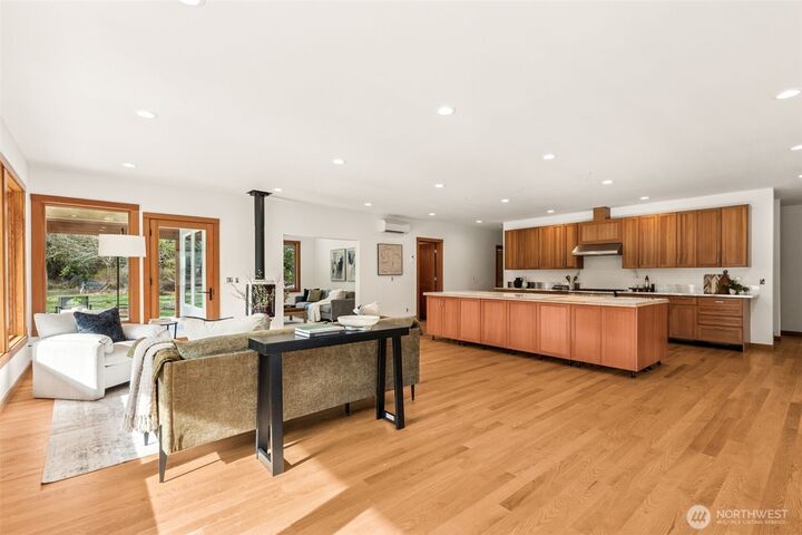 Property Photo: 5233 Pheasant Run Lane WA 98221