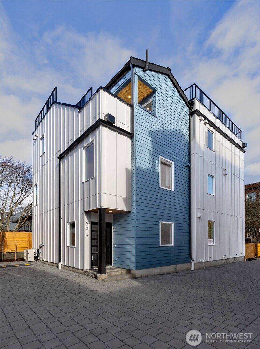 Property Photo:  6513  19th Avenue NW  WA 98117 