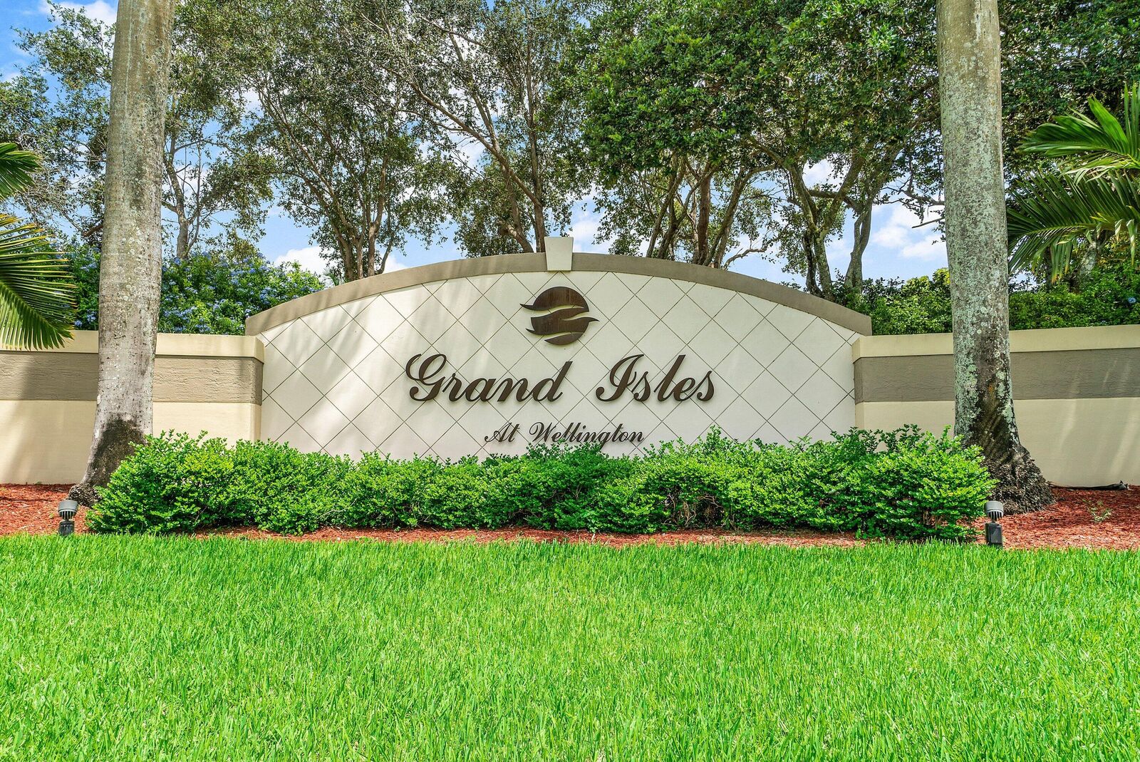 Property Photo:  11175 Winding Pearl Way  FL 33414 