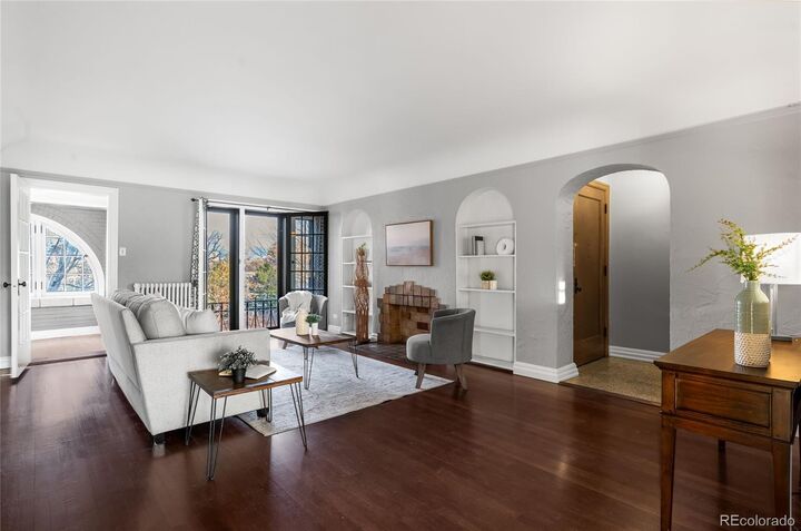 Property Photo:  1 N Downing Street 5  CO 80218 