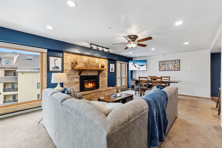 Property Photo:  645 S Park Avenue 3-404  CO 80424 