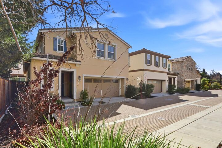 Property Photo: 380 School Court CA 95032