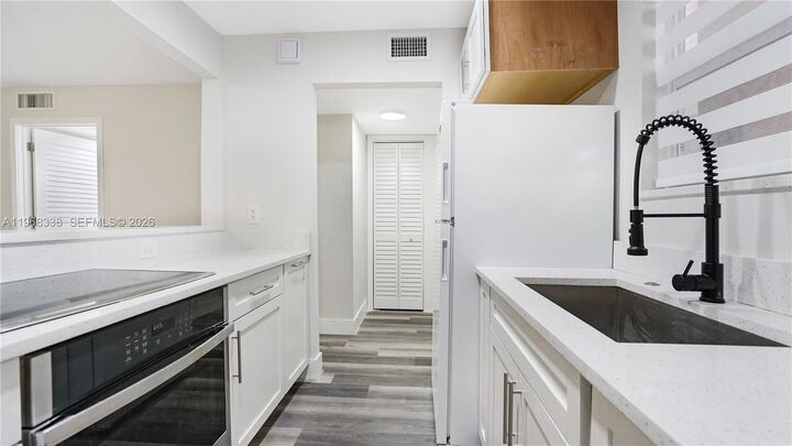 Property Photo: 1235 Mariposa Ave 1 FL 33146