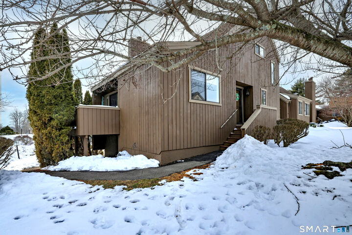 Property Photo: 483 Commanche Lane B CT 06614