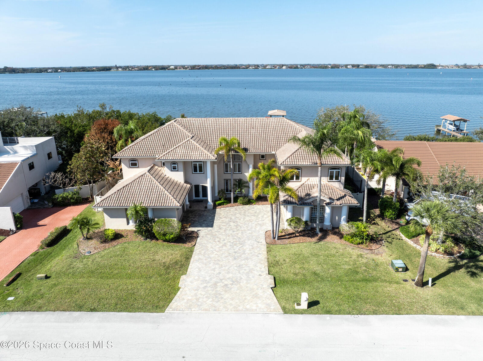 Property Photo:  650 Loggerhead Island Drive  FL 32937 