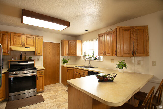 Property Photo:  210 E 2100 S  UT 84332 