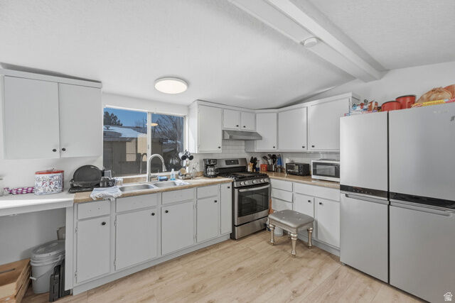 Property Photo: 935 E 3000 N 183 UT 84040