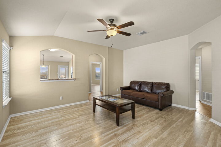 Property Photo: 734 Wolfeton Way TX 78130