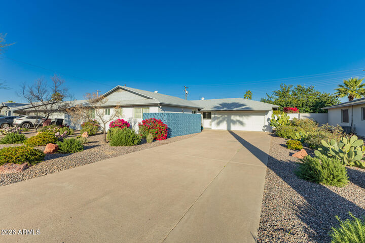 Property Photo:  2421 N 68th Street  AZ 85257 