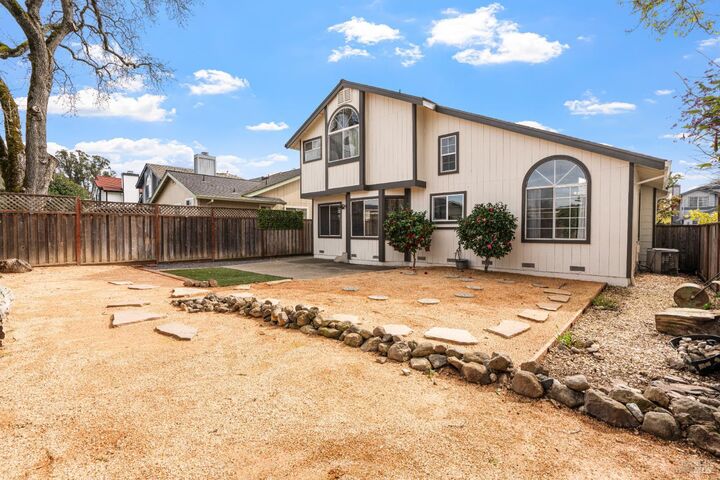 Property Photo: 172 Cornell Street CA 95492