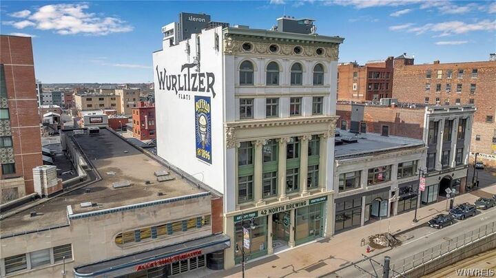 Property Photo:  674 Main Street 3  NY 14202 