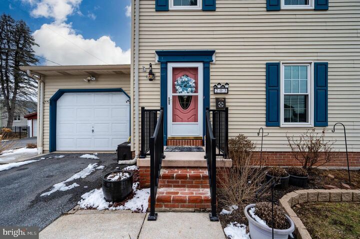 Property Photo: 203 Hummel Street PA 17036