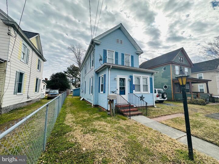 Property Photo:  916 Race Street  MD 21613 