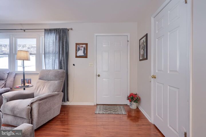 Property Photo:  17 Sweetwater Drive  PA 17516 